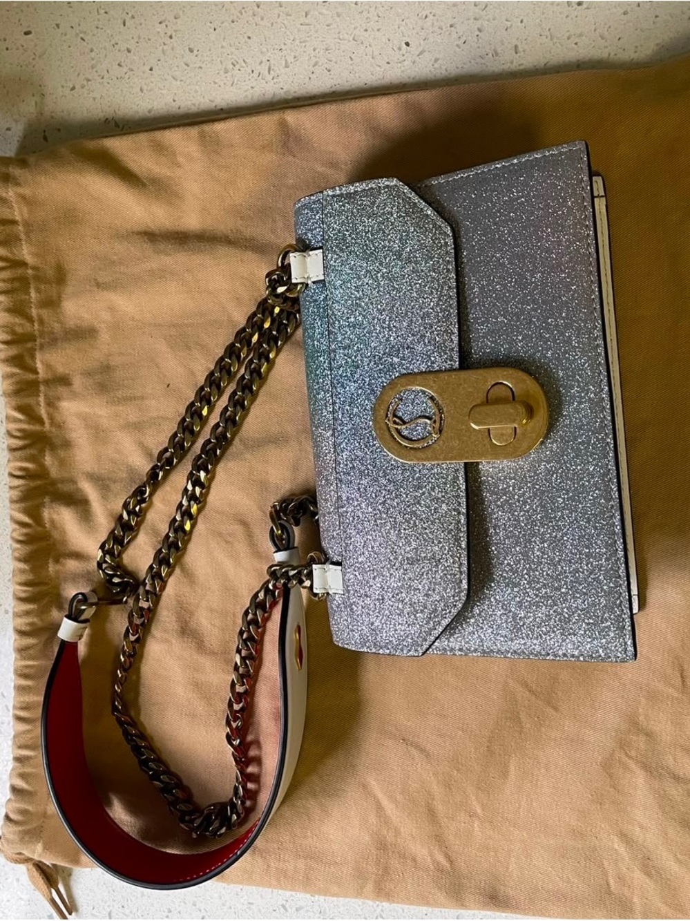 Silver ombré multicolor Glitter Chain Shoulder Bag with Gold Hardware - Picture 3 of 12